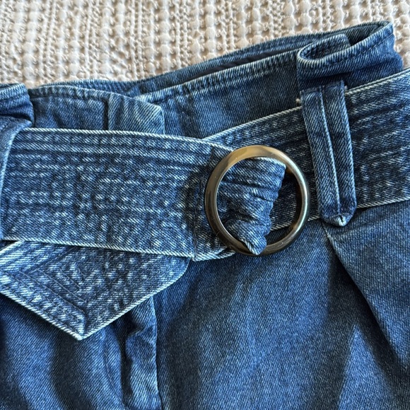 Sezane 〰️ Rome Denim Shorts - Picture 5 of 6